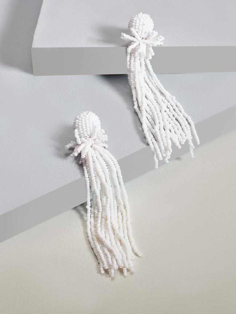 Linda drop earrings (white)