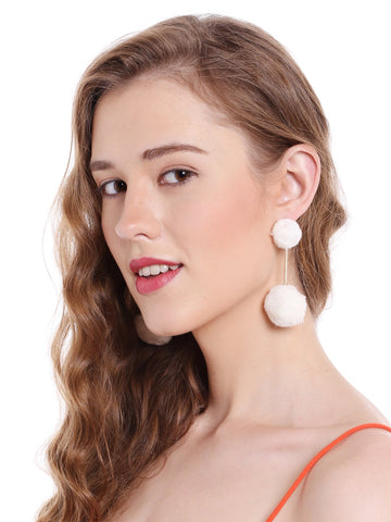Snowy Pom Pom Earrings