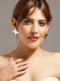 Cresenda Flower Stud Earrings