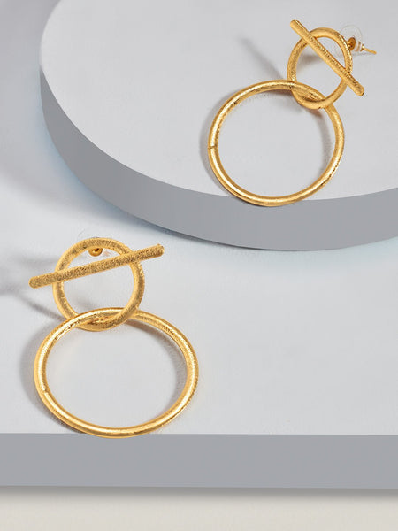 Circlet interlocking earrings