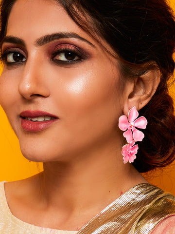 Beack floral earrings (Pink metallic)