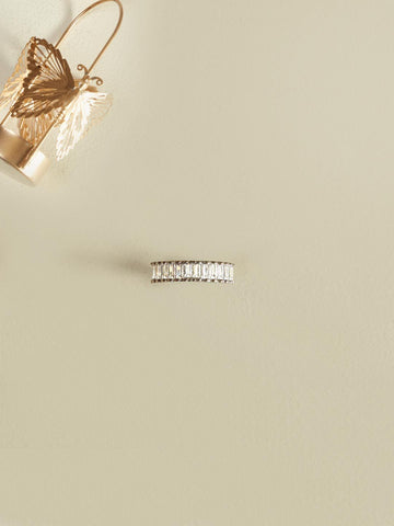 Claire band Ring