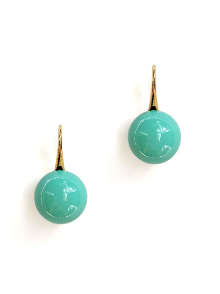 Delicate Pearl Earring