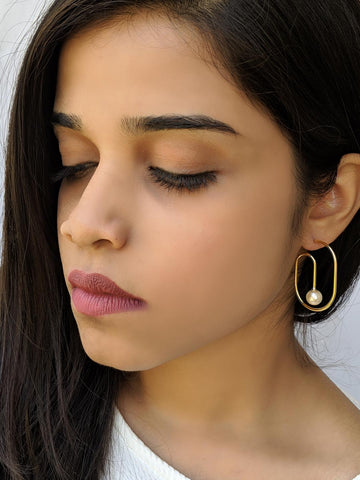 Twirl The Twist Earring