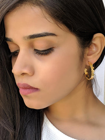 Try The classy Hoop