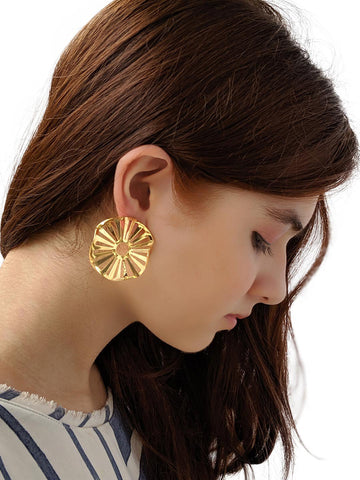 Wheel Shaped Earring