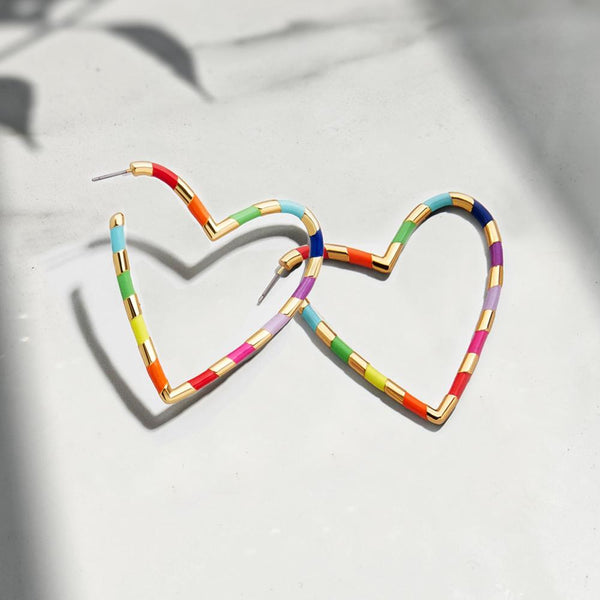 Heart 'Em Hoop Earring (Small)