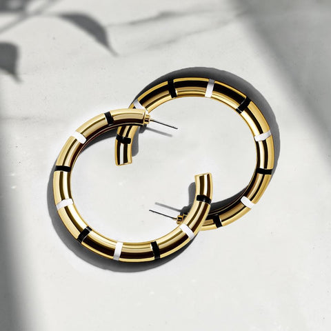 Tint Black/White Color Hoop Earring
